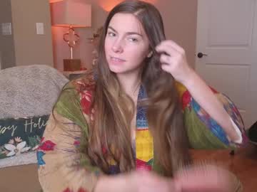 girl
        chroniclove cam image #5961640
