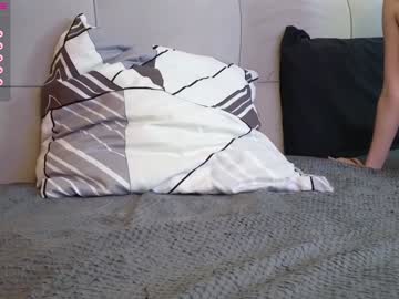couple
        luxmur cam image #4820702