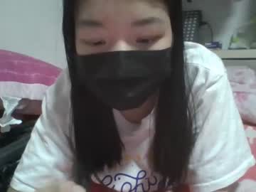 girl
        godempress cam image #4263446