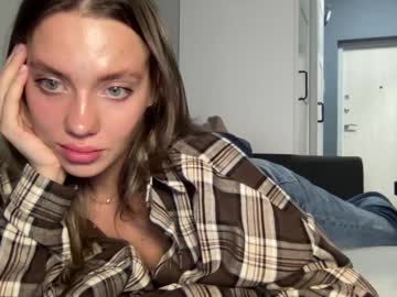 girl
        angel_from_sky cam image #4426169