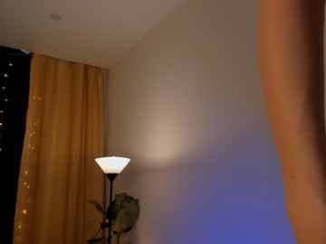 girl
        melinaestes cam image #1086267