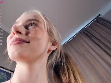 girl
        kateharrise cam image #1918562