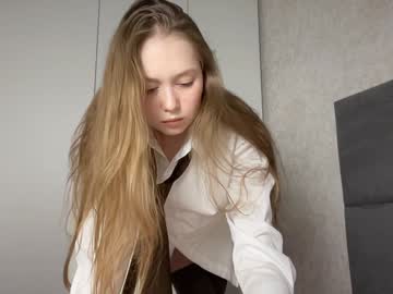 girl
        lizzy_cutie cam image #5288935