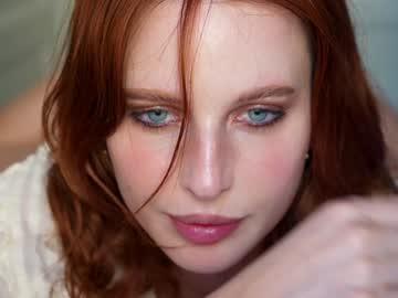 girl
        ellaa91 cam image #4972534