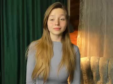 girl
        tahliabev cam image #1847546