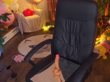girl
        juicyandthepussyblvd cam image #236139