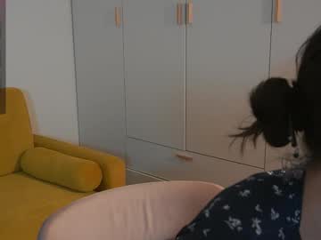 girl
        seulbi cam image #6338173