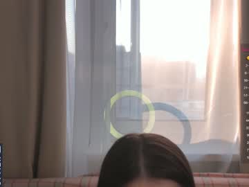 girl
        ritaschneider cam image #1622589