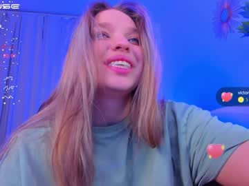 girl
        violla_sinz cam image #975541