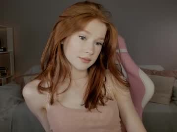girl
        leahsthetics cam image #6183986