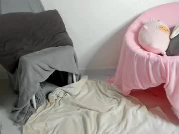 girl
        _mito_69 cam image #5795890