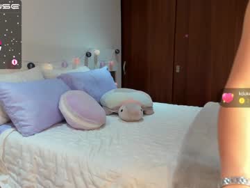 girl
        gabrielaa_18 cam image #1680924