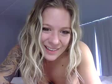 couple
        yourlittlewhore2024 cam image #4183687