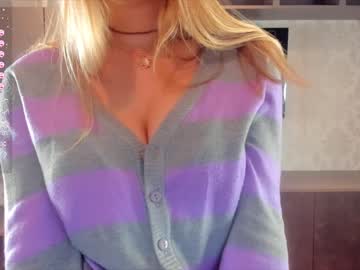 girl
        maydahedley cam image #3682378