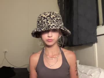 couple
        finnbambi444 cam image #259650