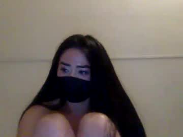 girl
        _natycutei19 cam image #6478413