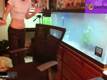 girl
        beetlegurl cam image #2706370