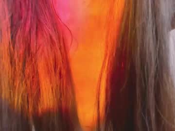 girl
        edithgalpin cam image #6241442