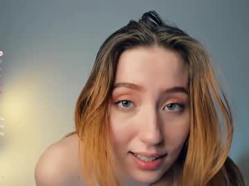 girl
        quennaedger cam image #5612107