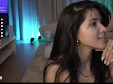 girl
        anniehillofficial_ cam image #2894485