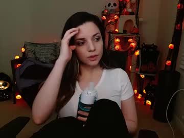 girl
        thekittykatbar cam image #2808207