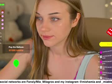 girl
        mia_milagros cam image #2081146