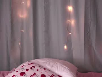 girl
        zarascarlett cam image #4049001