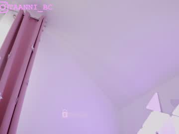 girl
        taanni_bc cam image #1573786