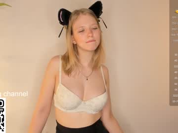 girl
        maydadurston cam image #3954445