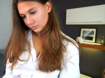 girl
        ifyouonlyknewe cam image #4977850