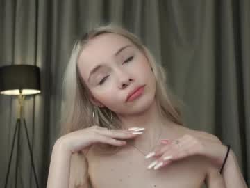 girl
        taitedutch cam image #6305646