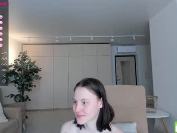 girl
        megancooks cam image #1330457