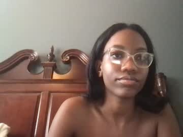 girl
        jazline18 cam image #6790332