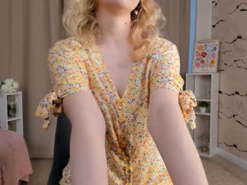 girl Nude Cam Girls Playing Games with _vaiencia_