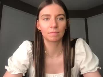 girl
        heidihotte cam image #1336843