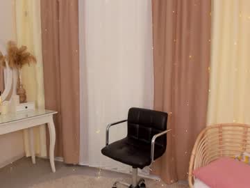 girl
        betty_blush cam image #3197365