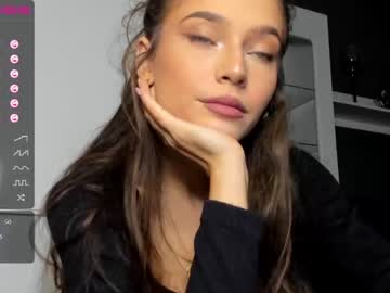 girl
        isia_slay cam image #301358