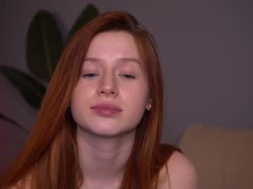 girl
        toxl cam image #3794990