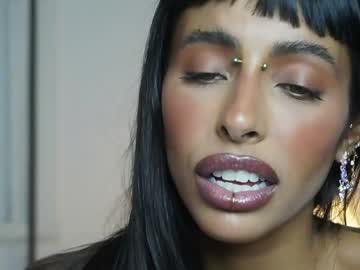 girl
        kaligray10 cam image #6505226