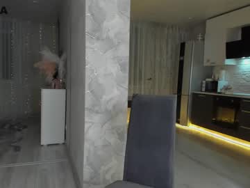 girl
        mia_devill cam image #1209178