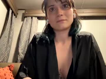 girl
        milaboo_xoxo cam image #1653260