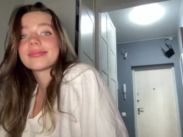 girl
        angel_from_sky cam image #4707080