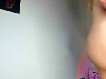 girl
        jasminedaze888 cam image #1774492