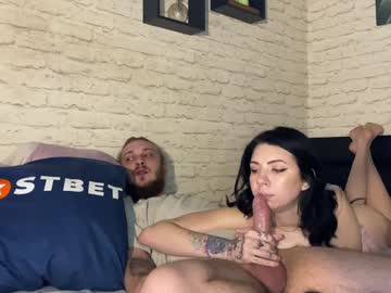 couple
        hotcoupleee2020 cam image #6021815