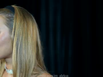 girl
        im_aleksa cam image #5497201