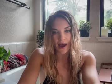 girl
        phoenix_taylor cam image #3659281