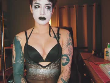 girl
        aynmarie cam image #3358751