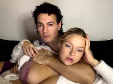 couple
        chulo33333 cam image #3150350