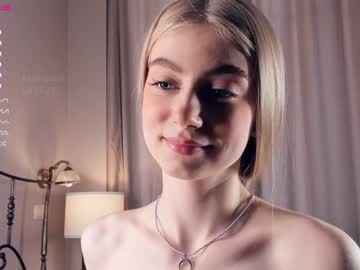 girl
        kateharrise cam image #1889946