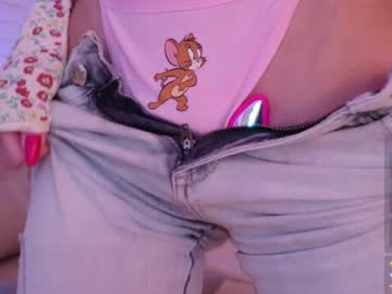 girl
        mazzanti_ cam image #6829252